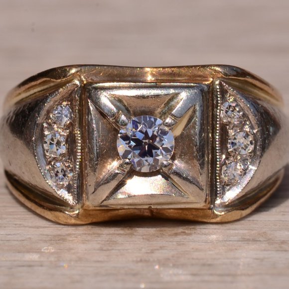 Vintage Gentleman's Diamond Ring in Yellow and White Gold